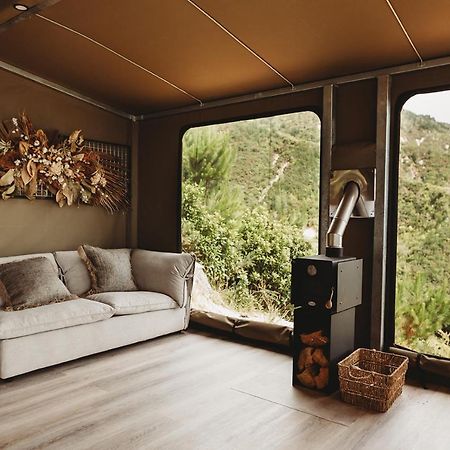 Drift Off Grid Luxury Eco Glamping Hotell Tarakohe Exteriör bild