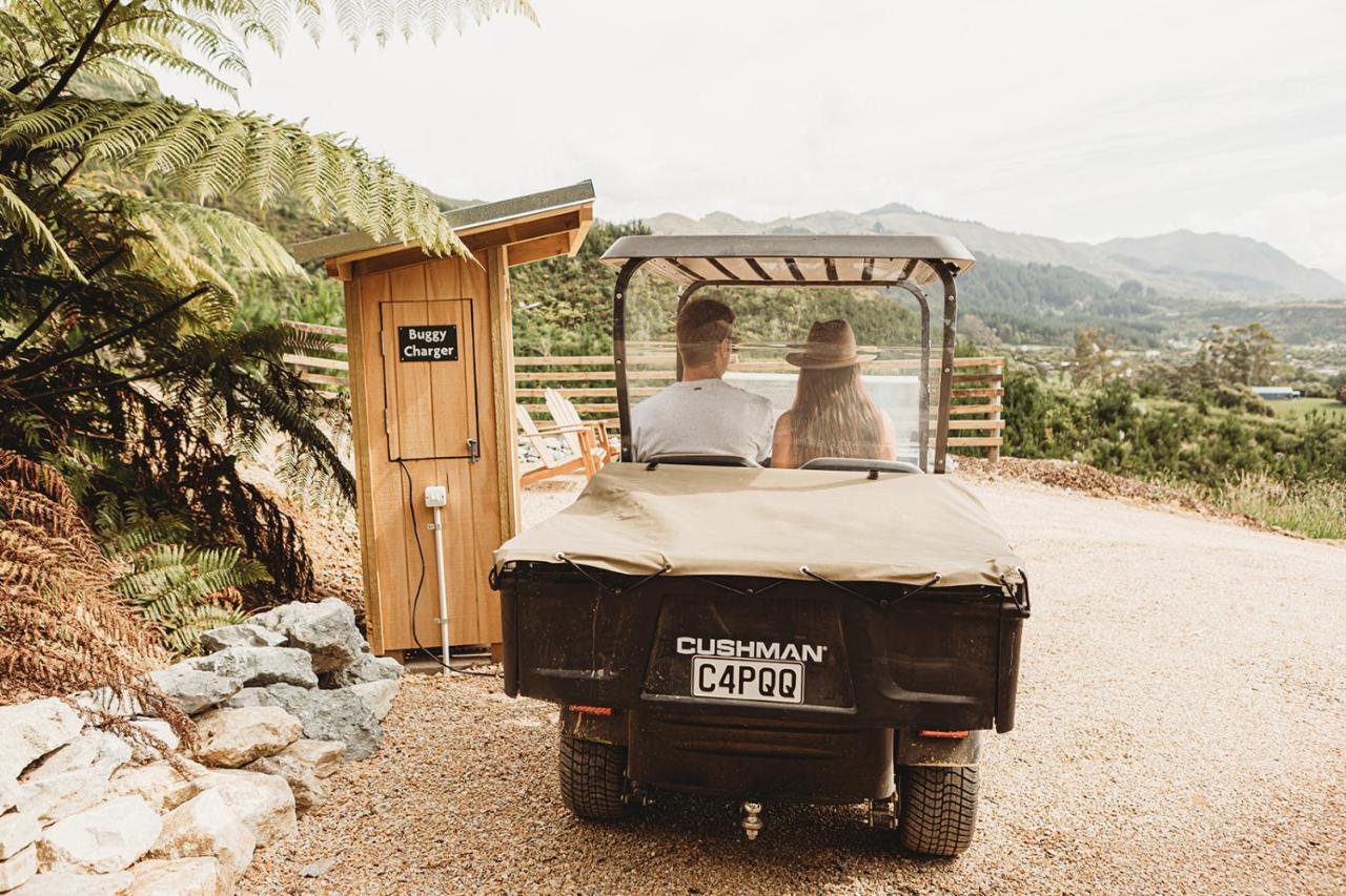 Drift Off Grid Luxury Eco Glamping Hotell Tarakohe Exteriör bild